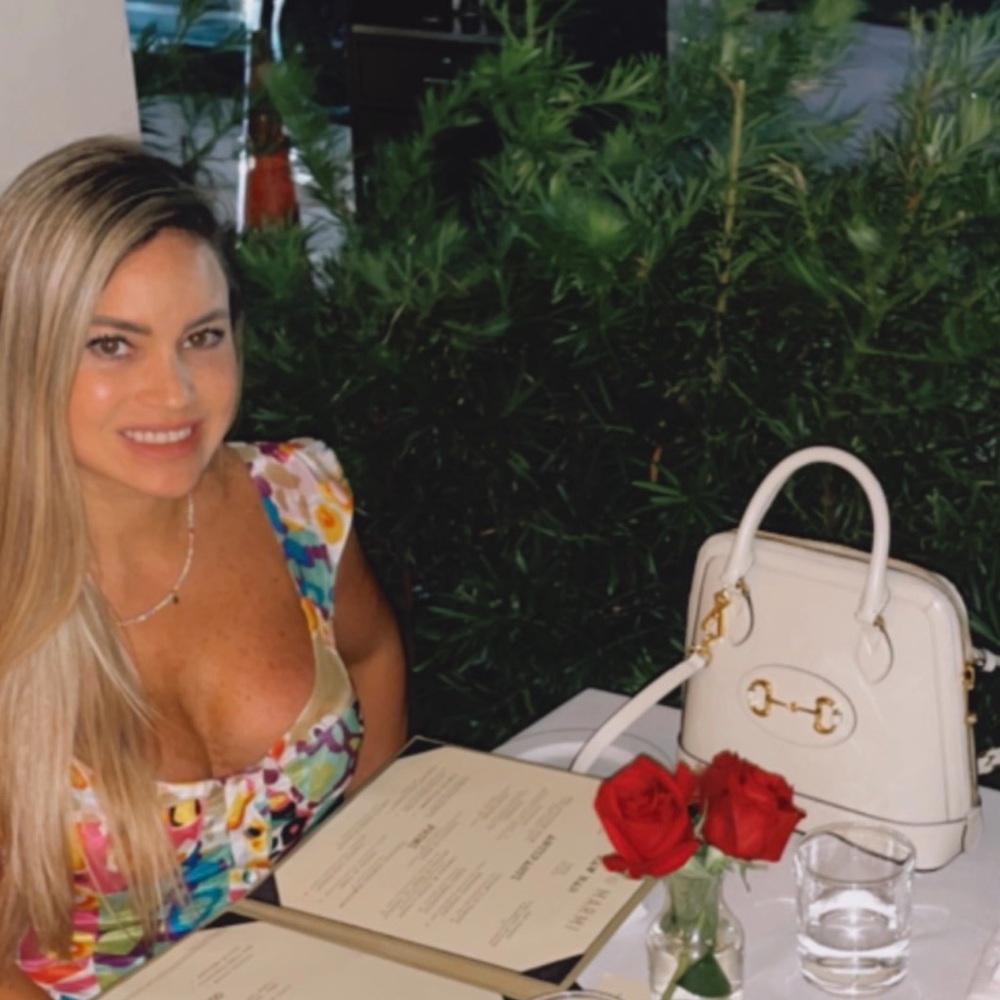 Gucci Elegant White Bag